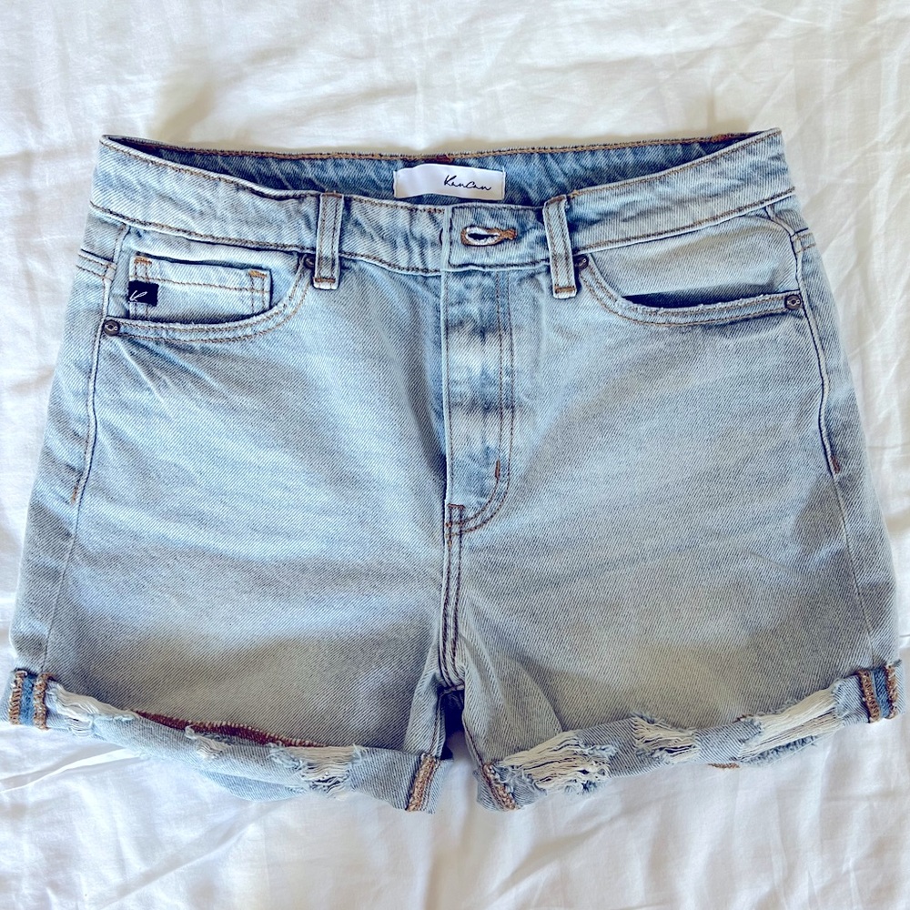 Light wash denim shorts!
